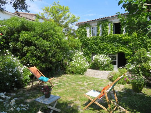 Luxus-Haus in La Couarde-sur-Mer, Charente-Maritime