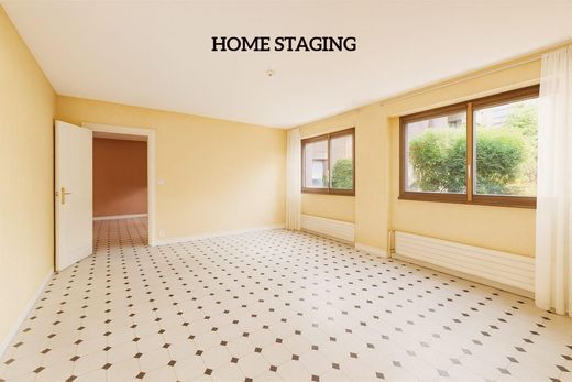 ﺷﻘﺔ ﻓﻲ Issy-les-Moulineaux, Hauts-de-Seine