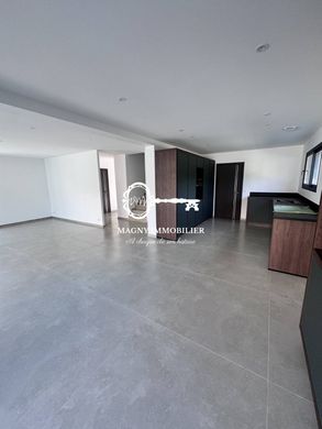 Luksusowy dom w Marignier, Haute-Savoie