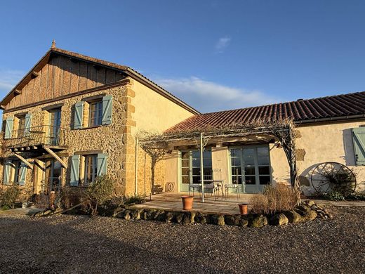 Luxury home in Seissan, Gers