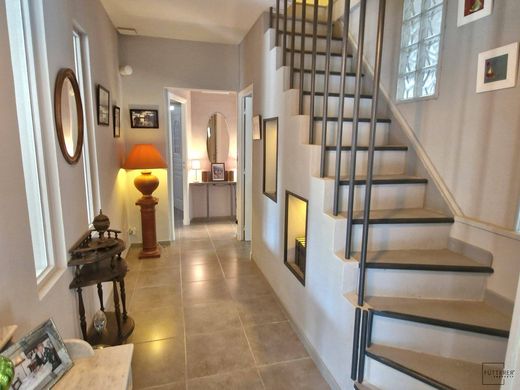 Luxury home in Vinassan, Aude