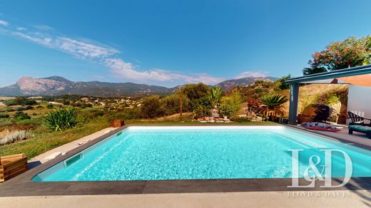 Luxury home in Peri, South Corsica