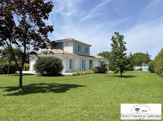 Maison de luxe à Saint-Augustin, Charente-Maritime