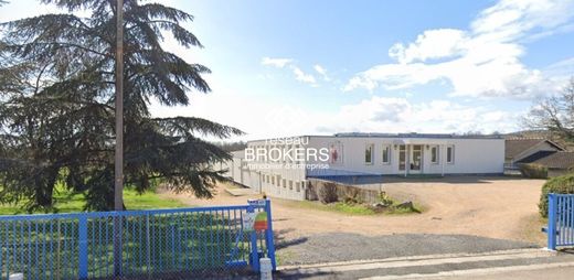 مكتب ﻓﻲ Crêches-sur-Saône, Saône-et-Loire