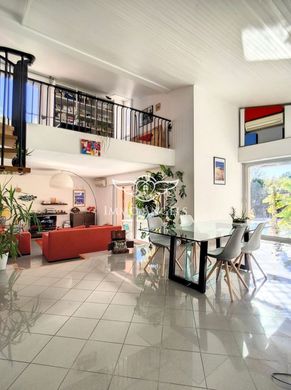 豪宅  Juvignac, Hérault