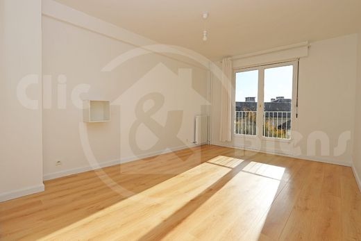 Apartment in Versailles, Yvelines