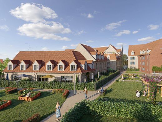 Luxury home in Bergues, North