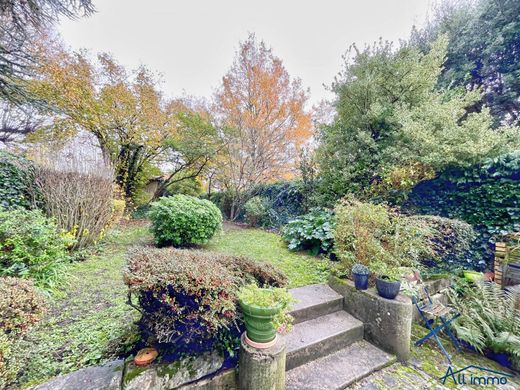 Casa di lusso a Sucy-en-Brie, Val-de-Marne