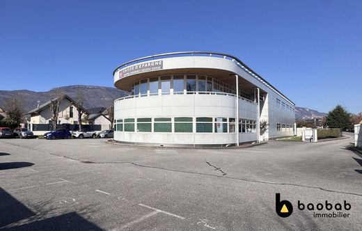 Office in La Motte-Servolex, Savoy