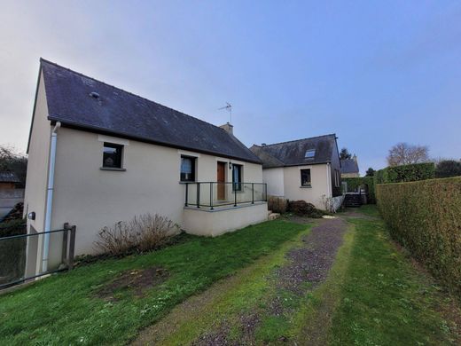 Luxury home in Le Minihic-sur-Rance, Ille-et-Vilaine