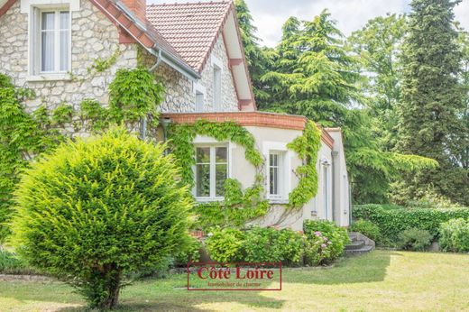 Luxury home in Olivet, Loiret