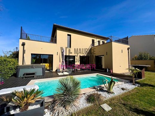 Элитный дом, Mazan, Vaucluse