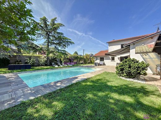 Maison de luxe à Chaponost, Rhône