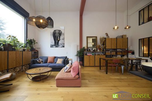 Apartment in Châtillon, Hauts-de-Seine