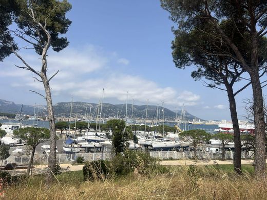 Luxury home in La Seyne-sur-Mer, Var
