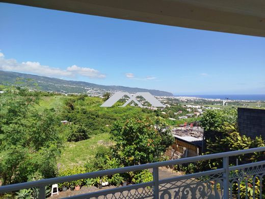 Luxury home in Sainte-Marie, Réunion