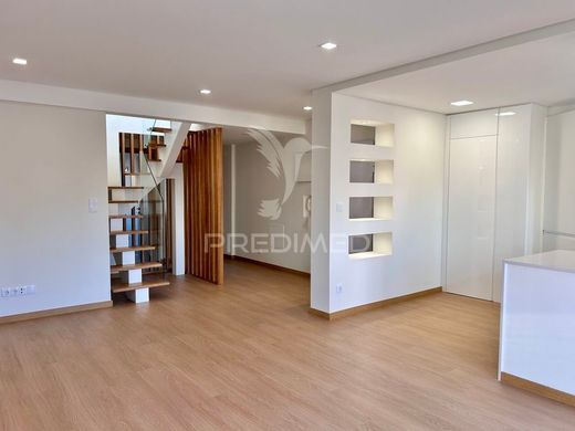 Apartment in Oeiras, Lisbon