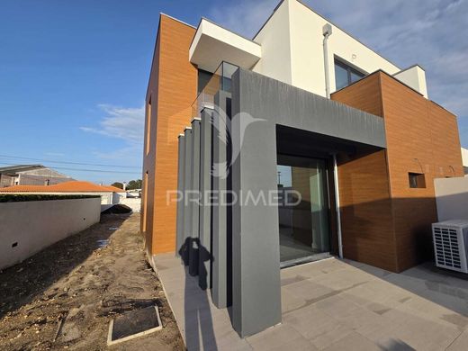 Вилла, Авейру, Aveiro