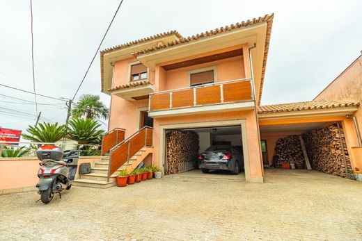 Villa in Santa Maria da Feira, Distrito de Aveiro