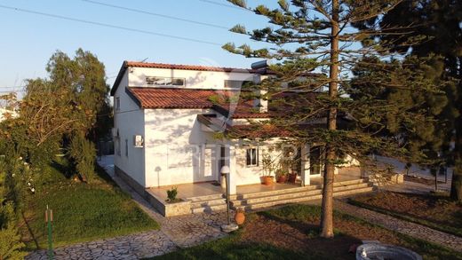 Villa a Benavente, Distrito de Santarém