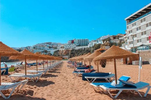 Villa Albufeira e Olhos de Água, Albufeira