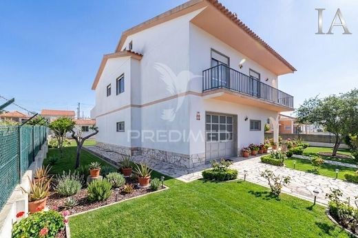 Villa in Arruda dos Vinhos, Arruda Dos Vinhos