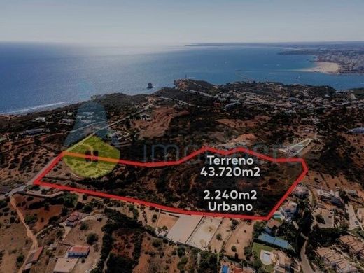 Land in Lagoa, Distrito de Faro