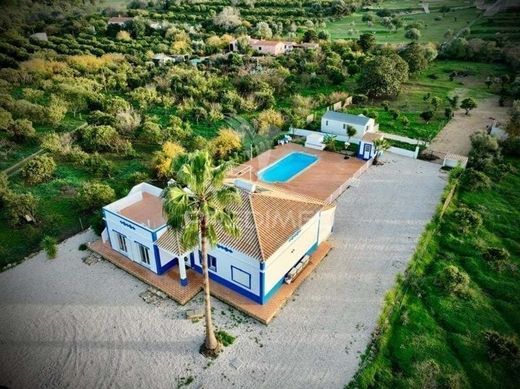 Villa Lagoa, Distrito de Faro