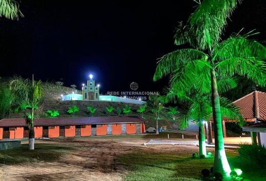 Luxe woning in Guaratinguetá, São Paulo