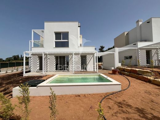 Villa en Silves, Faro