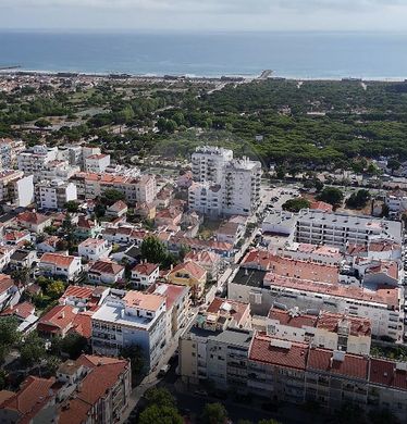 Land in Almada, Distrito de Setúbal