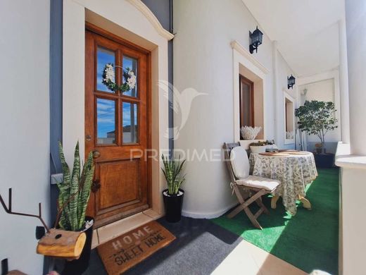 Villa Loulé, Distrito de Faro