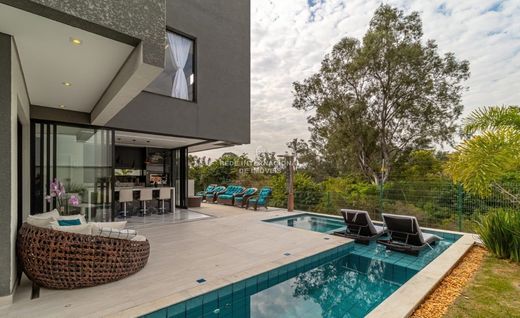 Villa in Votorantim, São Paulo