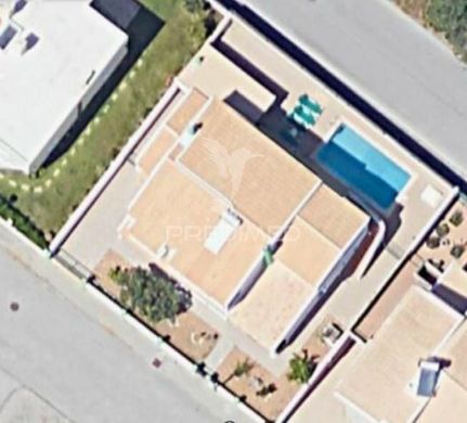 Villa Faro, Distrito de Faro