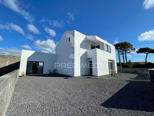 Villa in Madalena, Azores