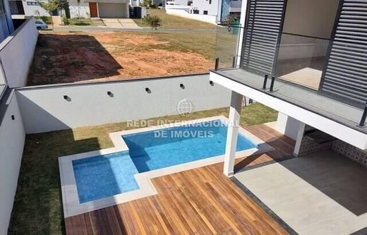 ﻓﻴﻼ ﻓﻲ Votorantim, São Paulo