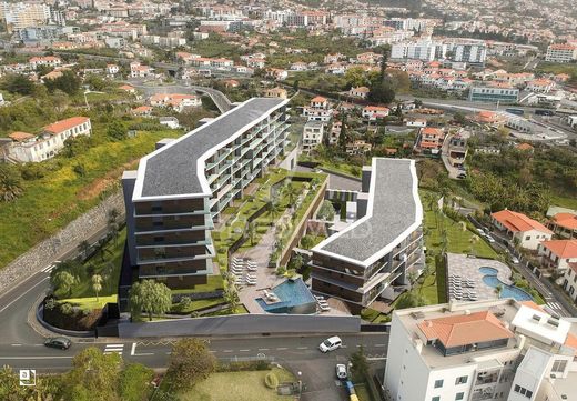 Apartment / Etagenwohnung in Funchal, Madeira