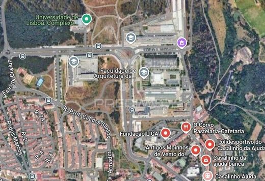 Terrain à Lisbonne, Lisbon