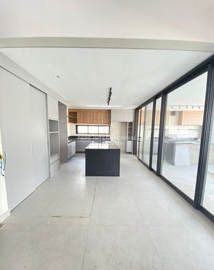 Villa Votorantim, São Paulo