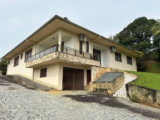 Villa in Gaspar, Santa Catarina