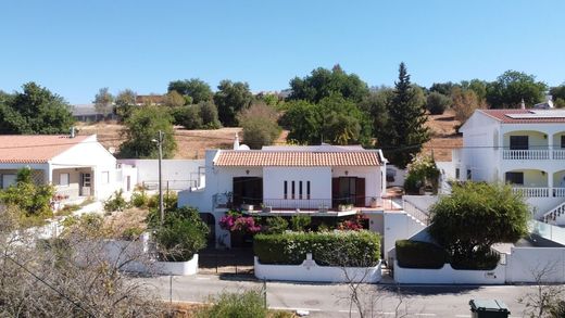 Villa en Albufeira e Olhos de Água, Albufeira
