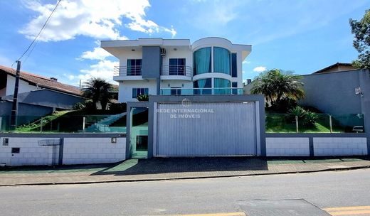 Villa in Gaspar, Santa Catarina