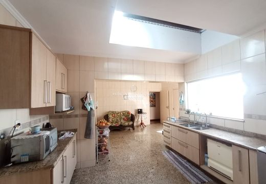 Villa à Sorocaba, São Paulo