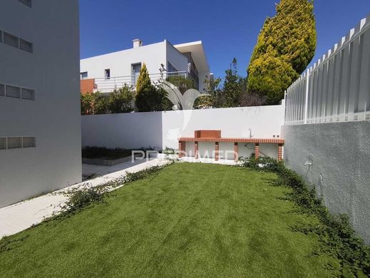 Villa a Sesimbra, Distrito de Setúbal