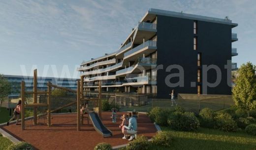 Apartment / Etagenwohnung in Vila Nova de Gaia, Distrito do Porto