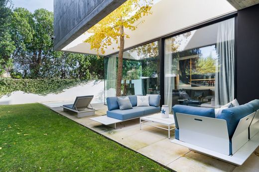 Villa in Cascais, Lisbon