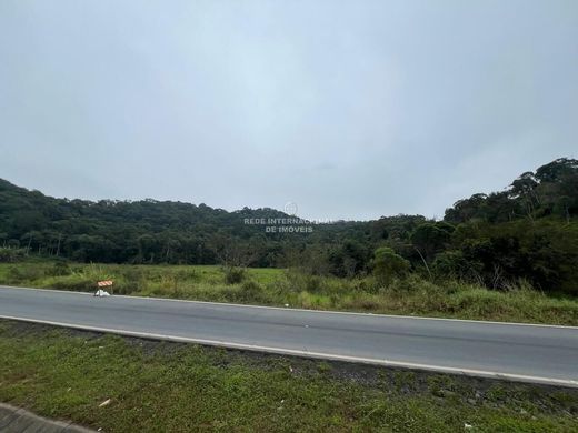 Grond in Gaspar, Santa Catarina