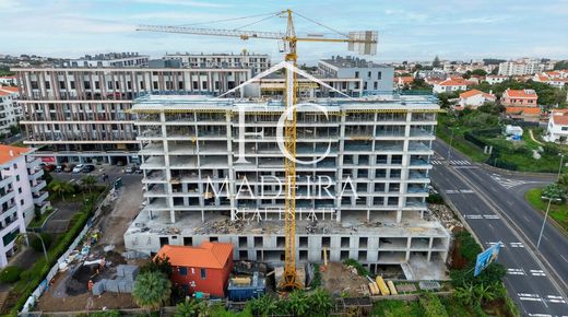 Apartment / Etagenwohnung in Funchal, Madeira