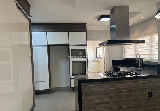 Piso / Apartamento en Sorocaba, São Paulo