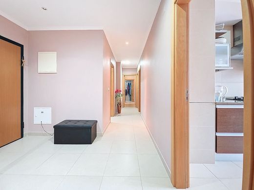 Apartment / Etagenwohnung in Portimão, Distrito de Faro